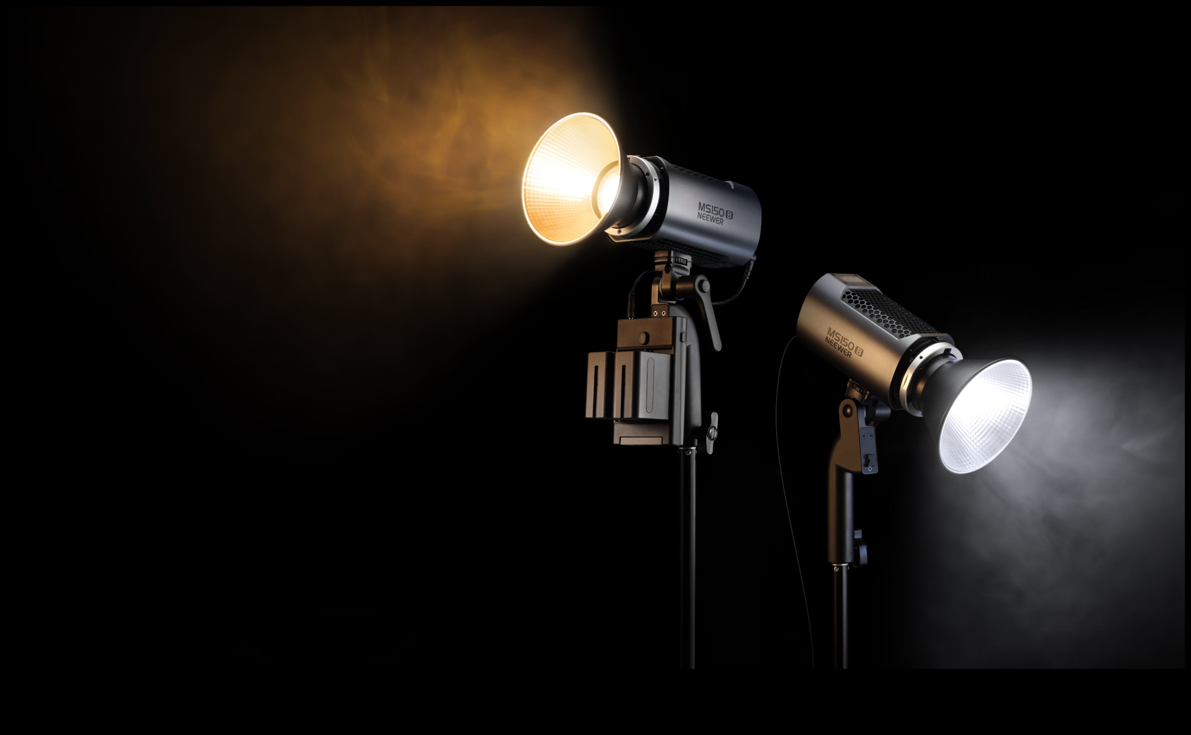 Flash Fantasia: האיר את הצילומים שלך עם כלי תאורה מתקדמים