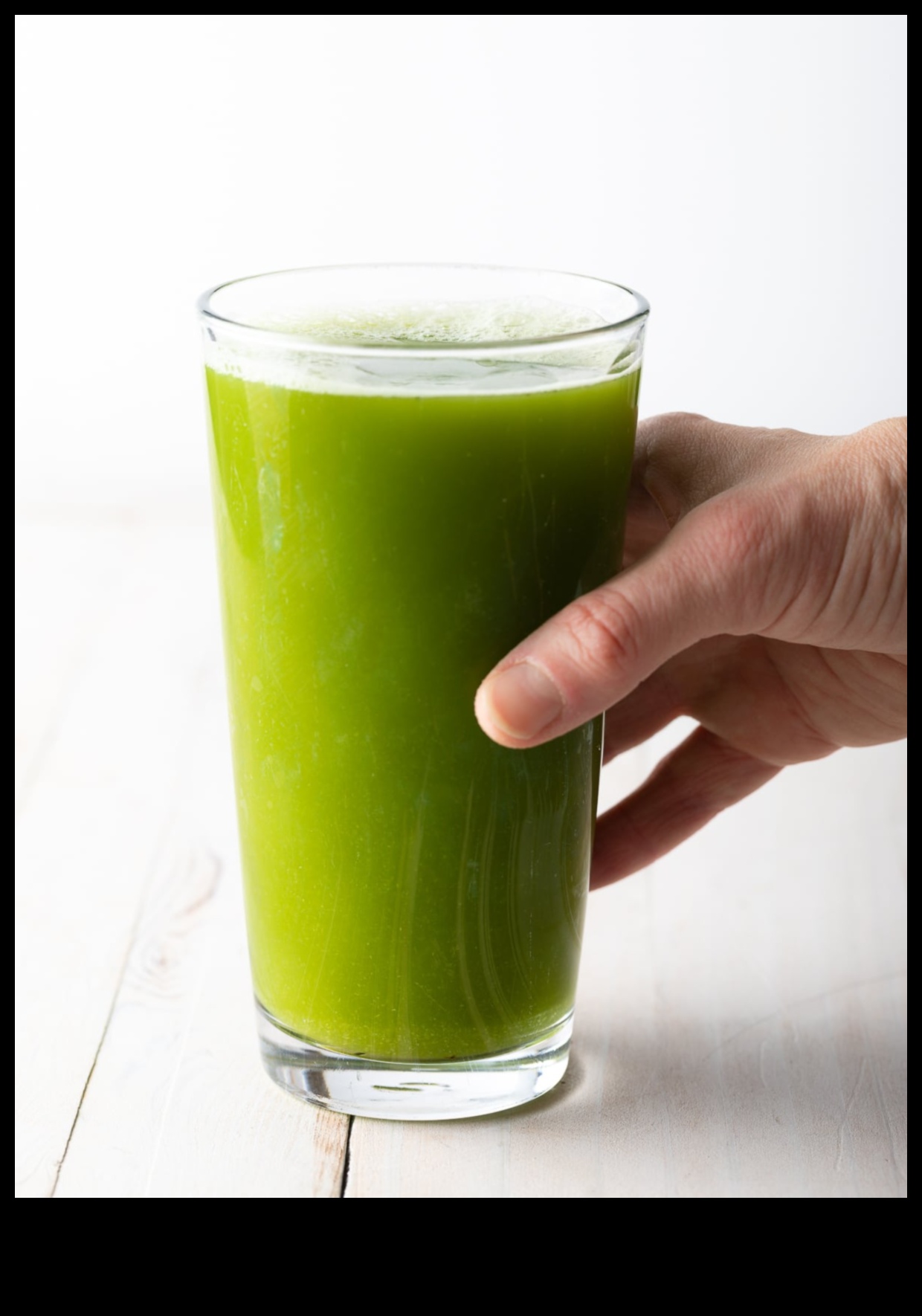 ניקוי רעלים בדרכים: פתרונות מיץ מהירים ונוחים לחיים עמוסים