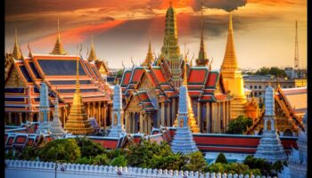 מקדשים ומסורות תאילנדיות: המורשת האמנותית של תאילנד