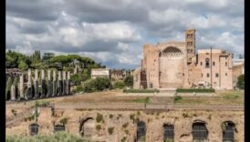 פאר מלכותי: העיצובים המפוארים של האדריכלות העתיקה