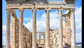 רשמים יוניים: עמודים אלגנטיים באדריכלות היוונית